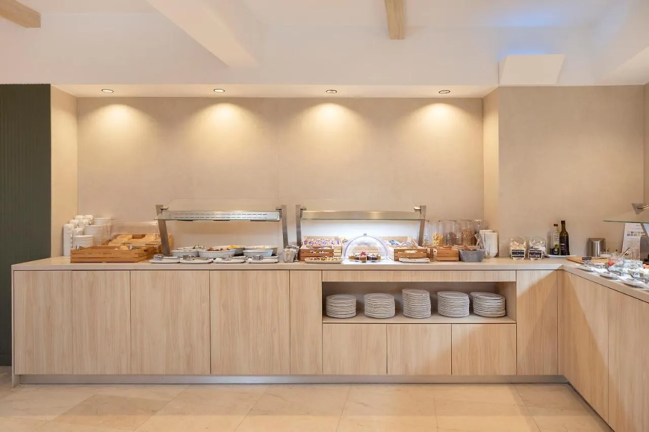Grupotel Gravina Barcelone Hotel